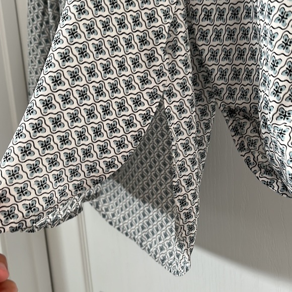 Loft Printed Tunic Shirt - Picture 5 of 6